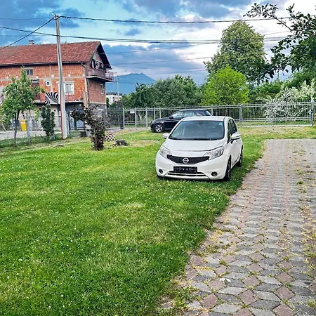 Apartment Airport Low-budget *