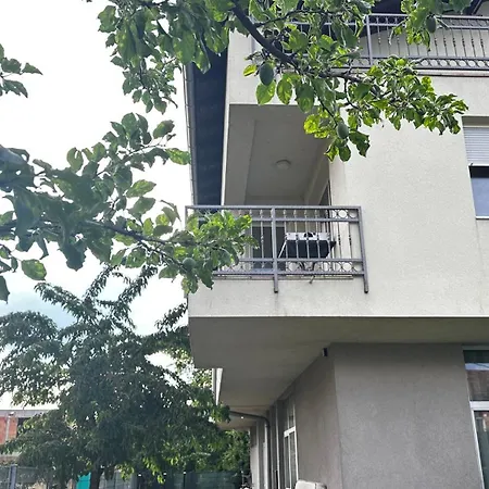 Airport Low-budget Apartment Sarajevo